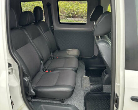 Фольксваген Кадді 2014 у Києві на Automoto.ua Білий Фольксваген Кадді, об'ємом двигуна 1.2 л та пробігом 141 тис. км за 9000 $, фото 22 на Automoto.ua