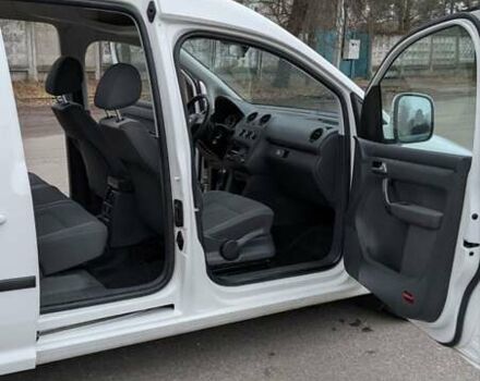 Белый Фольксваген Кадди, объемом двигателя 1.6 л и пробегом 350 тыс. км за 11200 $, фото 11 на Automoto.ua