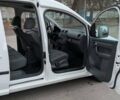 Белый Фольксваген Кадди, объемом двигателя 1.6 л и пробегом 350 тыс. км за 11200 $, фото 11 на Automoto.ua