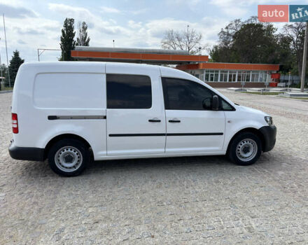 Белый Фольксваген Кадди, объемом двигателя 1.6 л и пробегом 223 тыс. км за 12000 $, фото 23 на Automoto.ua