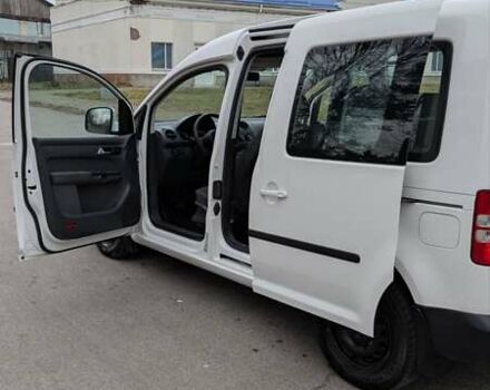 Белый Фольксваген Кадди, объемом двигателя 1.6 л и пробегом 350 тыс. км за 11200 $, фото 7 на Automoto.ua