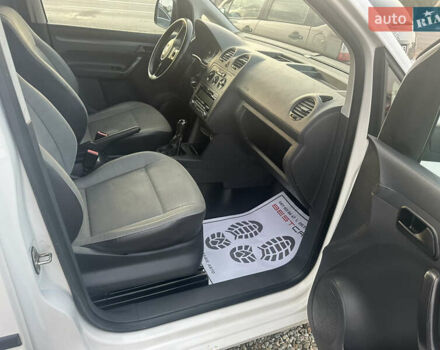 Фольксваген Кадди 2014 в Ивано-Франковске на Automoto.ua Белый Фольксваген Кадди, объемом двигателя 1.6 л и пробегом 206 тыс. км за 5950 $, фото 7 на Automoto.ua
