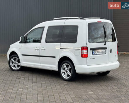 Белый Фольксваген Кадди, объемом двигателя 1.6 л и пробегом 227 тыс. км за 11500 $, фото 12 на Automoto.ua