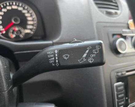 Фольксваген Кадди 2014 в Хмельницком на Automoto.ua Белый Фольксваген Кадди, объемом двигателя 2 л и пробегом 253 тыс. км за 11999 $, фото 21 на Automoto.ua