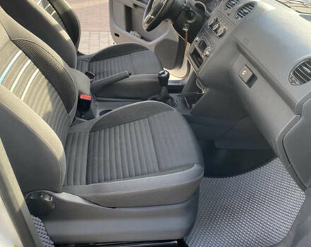 Білий Фольксваген Кадді, об'ємом двигуна 1.6 л та пробігом 195 тис. км за 13850 $, фото 28 на Automoto.ua