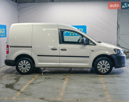 Белый Фольксваген Кадди, объемом двигателя 1.6 л и пробегом 298 тыс. км за 6600 $, фото 3 на Automoto.ua