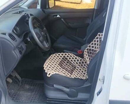 Белый Фольксваген Кадди, объемом двигателя 1.6 л и пробегом 266 тыс. км за 11500 $, фото 20 на Automoto.ua