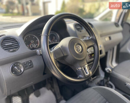 Білий Фольксваген Кадді, об'ємом двигуна 1.6 л та пробігом 195 тис. км за 13850 $, фото 19 на Automoto.ua