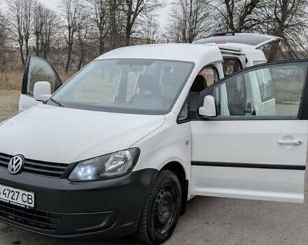 Белый Фольксваген Кадди, объемом двигателя 1.6 л и пробегом 350 тыс. км за 11200 $, фото 4 на Automoto.ua