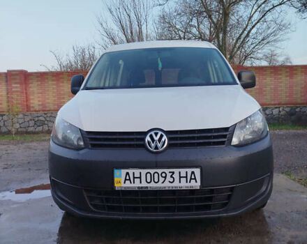 Белый Фольксваген Кадди, объемом двигателя 1.6 л и пробегом 193 тыс. км за 11800 $, фото 6 на Automoto.ua