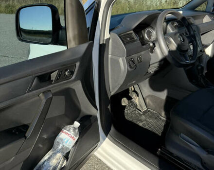 Белый Фольксваген Кадди, объемом двигателя 1.6 л и пробегом 206 тыс. км за 9499 $, фото 17 на Automoto.ua