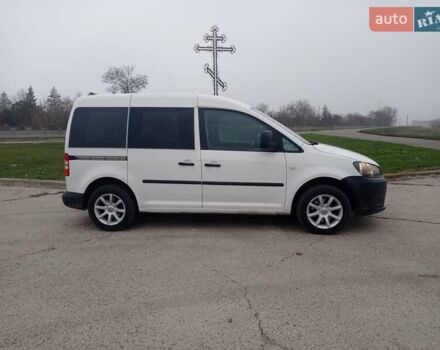 Белый Фольксваген Кадди, объемом двигателя 1.6 л и пробегом 194 тыс. км за 10300 $, фото 9 на Automoto.ua