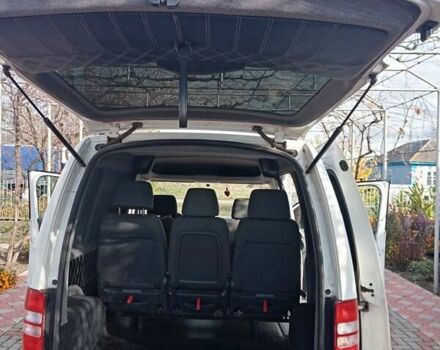 Білий Фольксваген Кадді, об'ємом двигуна 1.6 л та пробігом 220 тис. км за 8000 $, фото 5 на Automoto.ua