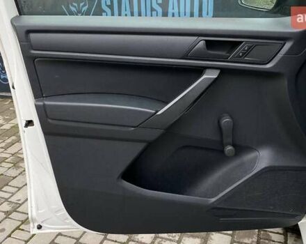 Белый Фольксваген Кадди, объемом двигателя 1.97 л и пробегом 142 тыс. км за 11700 $, фото 13 на Automoto.ua