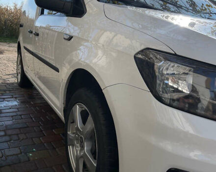 Белый Фольксваген Кадди, объемом двигателя 1.6 л и пробегом 248 тыс. км за 8500 $, фото 12 на Automoto.ua