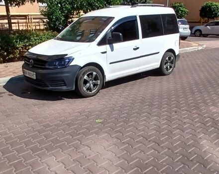 Белый Фольксваген Кадди, объемом двигателя 1.6 л и пробегом 270 тыс. км за 12400 $, фото 1 на Automoto.ua