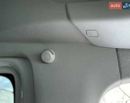 Белый Фольксваген Кадди, объемом двигателя 1.6 л и пробегом 272 тыс. км за 12200 $, фото 64 на Automoto.ua