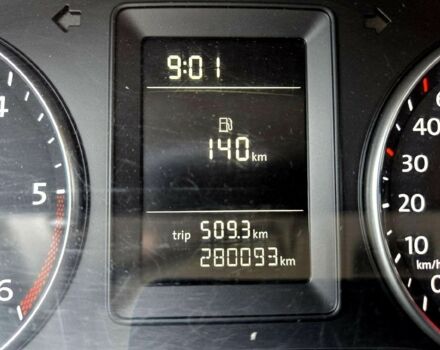 Білий Фольксваген Кадді, об'ємом двигуна 2 л та пробігом 280 тис. км за 8000 $, фото 17 на Automoto.ua