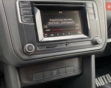 Белый Фольксваген Кадди, объемом двигателя 1.97 л и пробегом 142 тыс. км за 11700 $, фото 22 на Automoto.ua