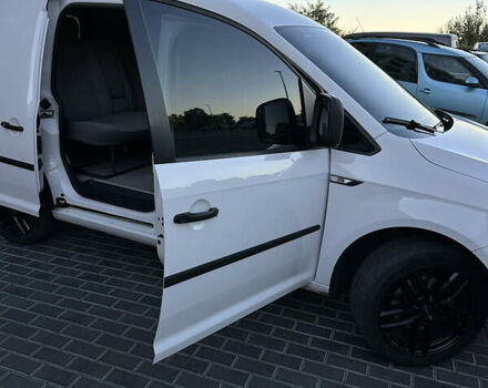 Белый Фольксваген Кадди, объемом двигателя 1.6 л и пробегом 248 тыс. км за 8500 $, фото 23 на Automoto.ua