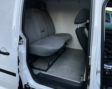 Белый Фольксваген Кадди, объемом двигателя 1.6 л и пробегом 248 тыс. км за 8500 $, фото 21 на Automoto.ua