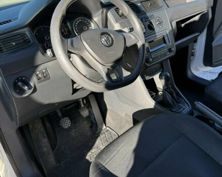Белый Фольксваген Кадди, объемом двигателя 1.6 л и пробегом 206 тыс. км за 9499 $, фото 18 на Automoto.ua