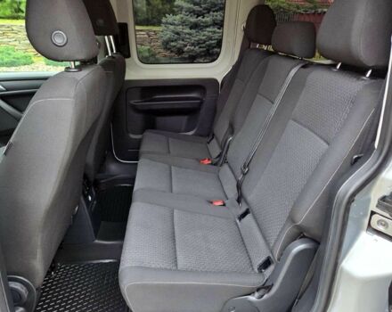 Білий Фольксваген Кадді, об'ємом двигуна 2 л та пробігом 280 тис. км за 8000 $, фото 12 на Automoto.ua