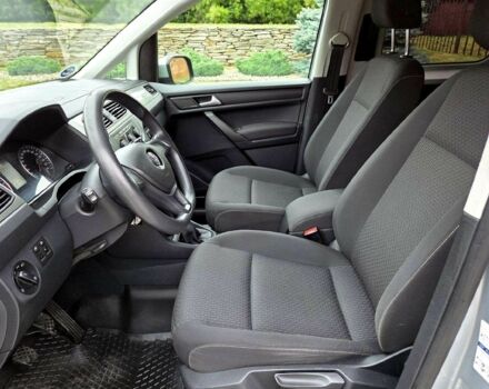 Білий Фольксваген Кадді, об'ємом двигуна 2 л та пробігом 280 тис. км за 8000 $, фото 2 на Automoto.ua