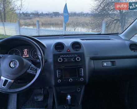 Белый Фольксваген Кадди, объемом двигателя 1.97 л и пробегом 185 тыс. км за 12700 $, фото 10 на Automoto.ua