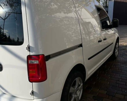 Белый Фольксваген Кадди, объемом двигателя 1.6 л и пробегом 248 тыс. км за 8500 $, фото 7 на Automoto.ua