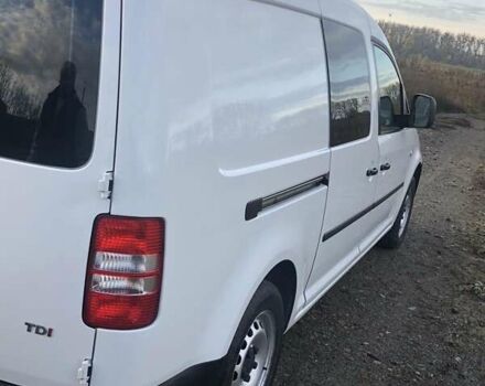 Белый Фольксваген Кадди, объемом двигателя 1.6 л и пробегом 220 тыс. км за 11600 $, фото 4 на Automoto.ua