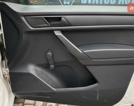 Белый Фольксваген Кадди, объемом двигателя 1.97 л и пробегом 142 тыс. км за 11700 $, фото 27 на Automoto.ua