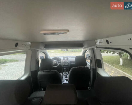 Білий Фольксваген Кадді, об'ємом двигуна 1.97 л та пробігом 130 тис. км за 15999 $, фото 10 на Automoto.ua