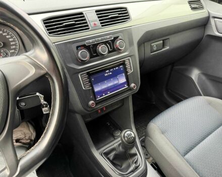 Білий Фольксваген Кадді, об'ємом двигуна 2 л та пробігом 300 тис. км за 13500 $, фото 18 на Automoto.ua