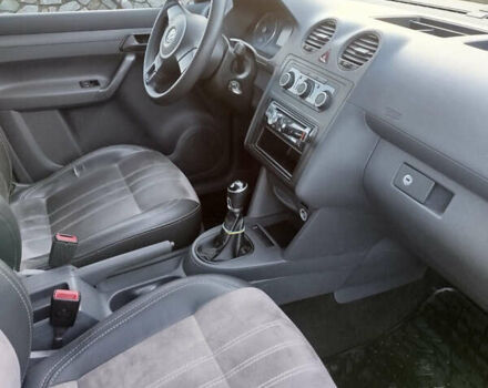 Белый Фольксваген Кадди, объемом двигателя 1.6 л и пробегом 193 тыс. км за 11800 $, фото 9 на Automoto.ua