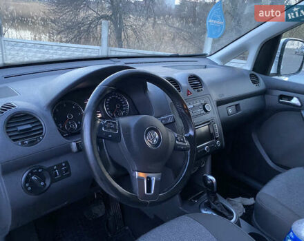 Белый Фольксваген Кадди, объемом двигателя 1.97 л и пробегом 185 тыс. км за 12700 $, фото 6 на Automoto.ua
