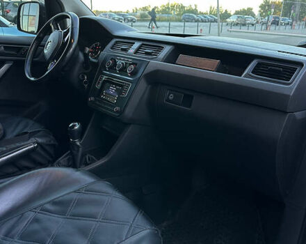 Белый Фольксваген Кадди, объемом двигателя 1.6 л и пробегом 248 тыс. км за 8500 $, фото 25 на Automoto.ua