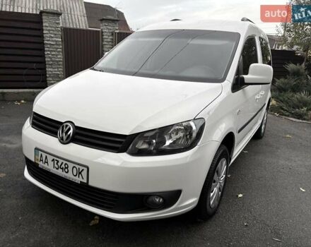Белый Фольксваген Кадди, объемом двигателя 1.6 л и пробегом 237 тыс. км за 13200 $, фото 1 на Automoto.ua