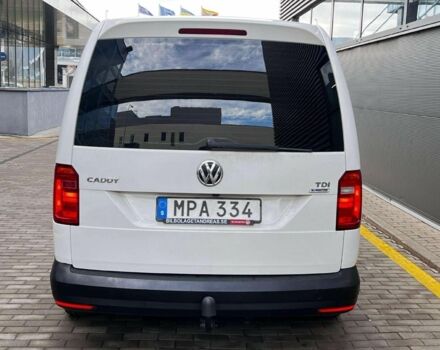 Білий Фольксваген Кадді, об'ємом двигуна 2 л та пробігом 191 тис. км за 9000 $, фото 5 на Automoto.ua