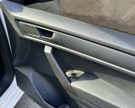 Белый Фольксваген Кадди, объемом двигателя 1.97 л и пробегом 217 тыс. км за 13900 $, фото 16 на Automoto.ua