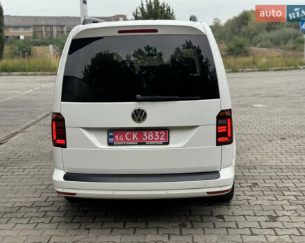 Белый Фольксваген Кадди, объемом двигателя 1.97 л и пробегом 256 тыс. км за 17400 $, фото 4 на Automoto.ua