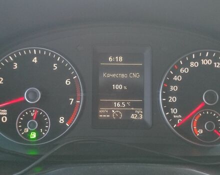 Білий Фольксваген Кадді, об'ємом двигуна 0 л та пробігом 206 тис. км за 11500 $, фото 7 на Automoto.ua