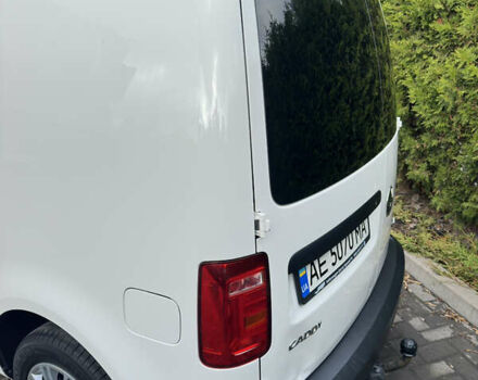 Белый Фольксваген Кадди, объемом двигателя 1.97 л и пробегом 316 тыс. км за 11111 $, фото 4 на Automoto.ua