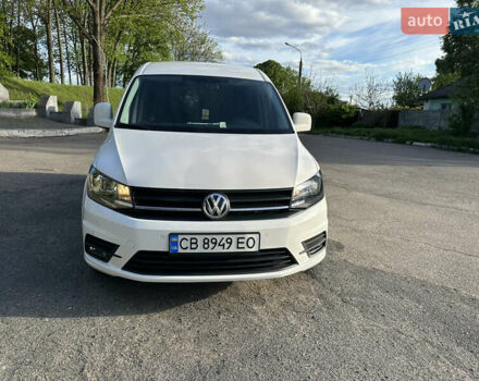 Белый Фольксваген Кадди, объемом двигателя 1.97 л и пробегом 217 тыс. км за 13900 $, фото 5 на Automoto.ua