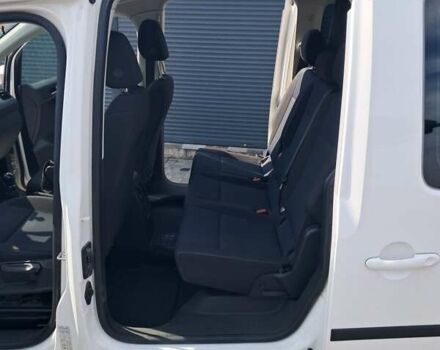 Белый Фольксваген Кадди, объемом двигателя 1.97 л и пробегом 245 тыс. км за 13500 $, фото 7 на Automoto.ua