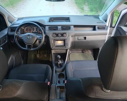 Білий Фольксваген Кадді, об'ємом двигуна 0 л та пробігом 206 тис. км за 11500 $, фото 4 на Automoto.ua