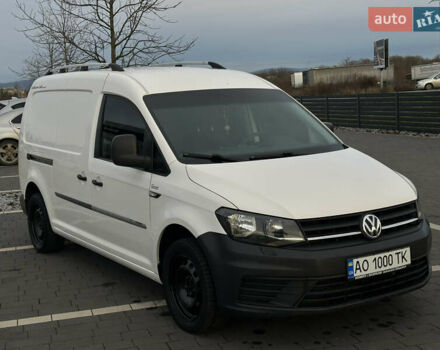 Белый Фольксваген Кадди, объемом двигателя 2 л и пробегом 260 тыс. км за 11500 $, фото 3 на Automoto.ua