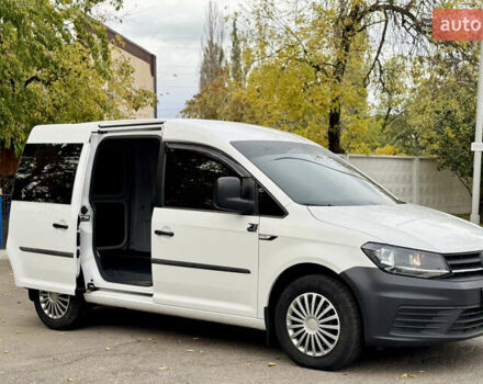 Фольксваген Кадди 2016 в Николаеве на Automoto.ua Белый Фольксваген Кадди, объемом двигателя 1.97 л и пробегом 205 тыс. км за 9999 $, фото 3 на Automoto.ua