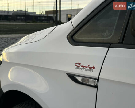 Белый Фольксваген Кадди, объемом двигателя 2 л и пробегом 260 тыс. км за 11500 $, фото 7 на Automoto.ua