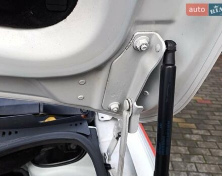 Білий Фольксваген Кадді, об'ємом двигуна 2 л та пробігом 254 тис. км за 13800 $, фото 23 на Automoto.ua